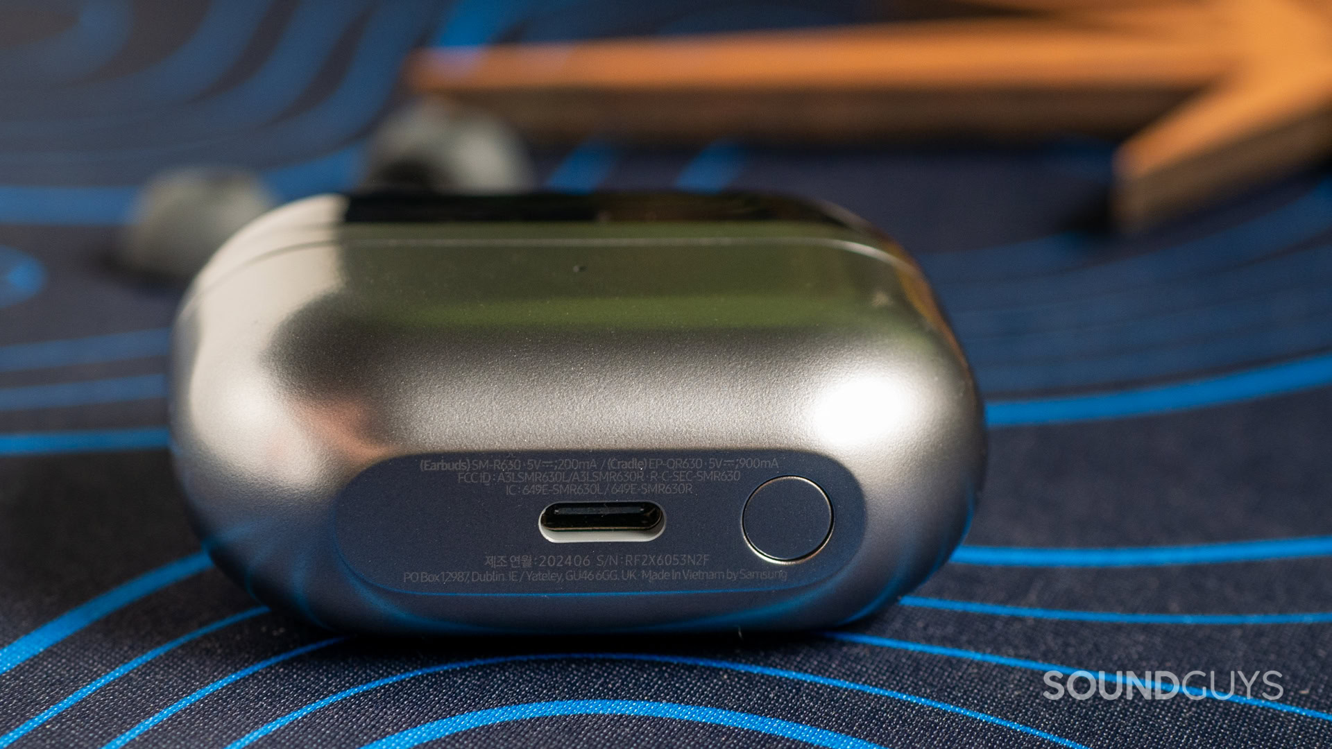 A photo of the underside of the Samsung Galaxy Buds3 Pro's charging case.