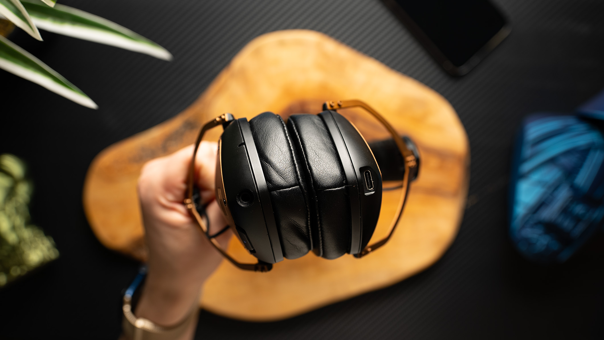 V-MODA Crossfade 3 Wireless USB-C charging port and 3.5mm input. 